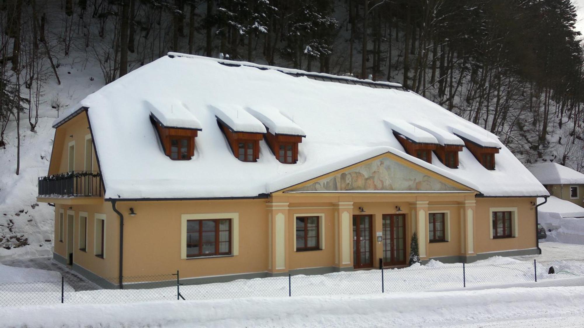Apartmany Weissov Dom Banská Štiavnica Екстериор снимка